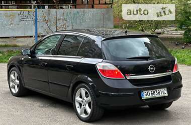Хэтчбек Opel Astra 2006 в Виннице