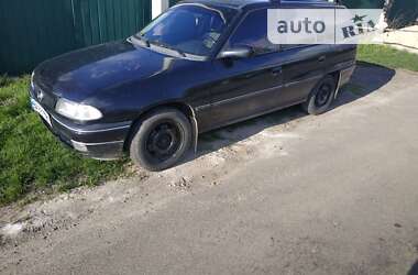 Универсал Opel Astra 1997 в Костополе