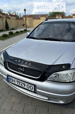 Универсал Opel Astra 2004 в Измаиле