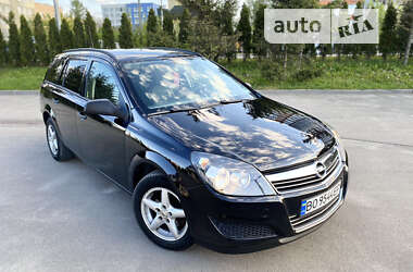 Универсал Opel Astra 2009 в Тернополе