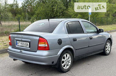 Седан Opel Astra 2008 в Коломиї
