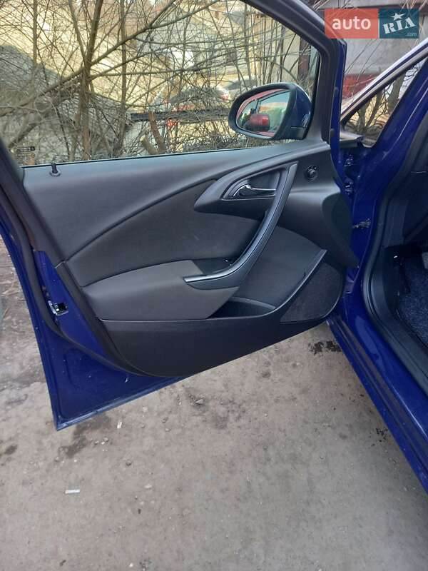 Універсал Opel Astra 2015 в Хмельницькому