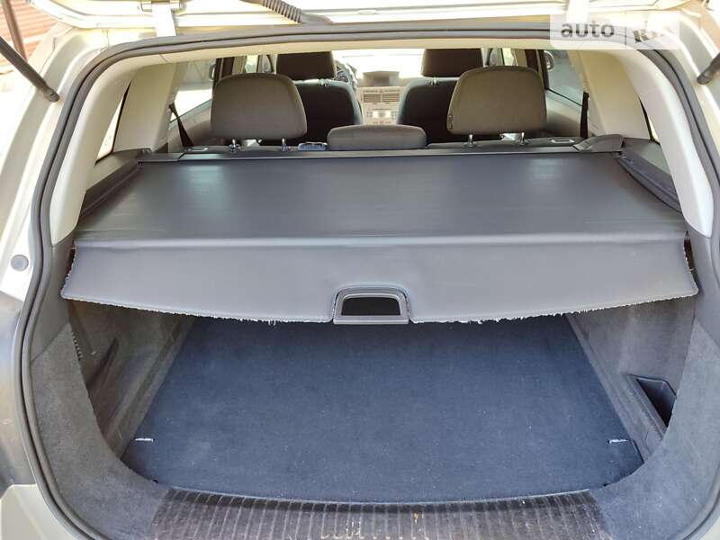 Універсал Opel Astra 2005 в Бершаді