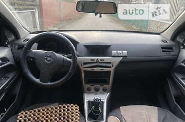 Хетчбек Opel Astra 2008 в Житомирі