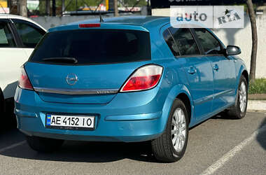 Хэтчбек Opel Astra 2005 в Днепре