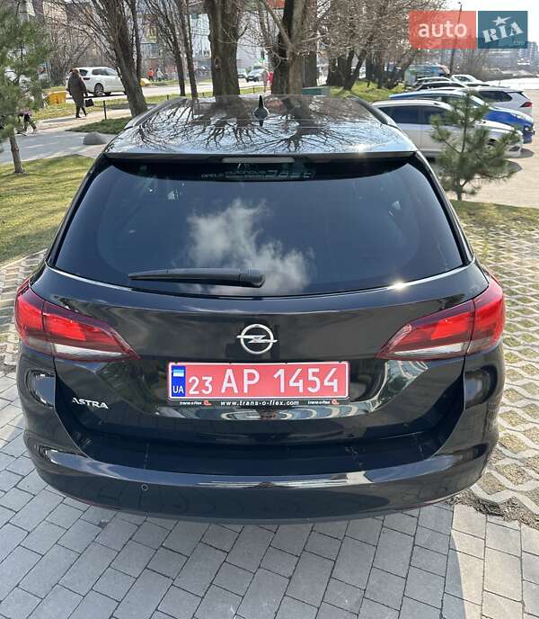 Универсал Opel Astra 2018 в Хмельницком