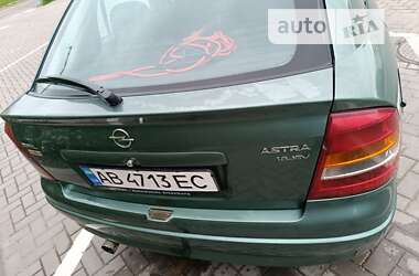 Хэтчбек Opel Astra 2000 в Виннице