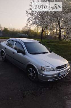 Седан Opel Astra 1999 в Каменском