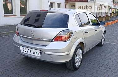 Хетчбек Opel Astra 2011 в Коломиї