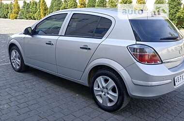 Хетчбек Opel Astra 2011 в Коломиї