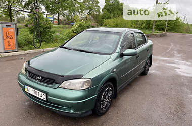 Седан Opel Astra 1999 в Попельне