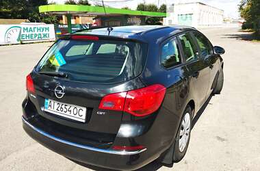 Универсал Opel Astra 2013 в Казатине