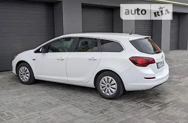 Opel Astra 2011
