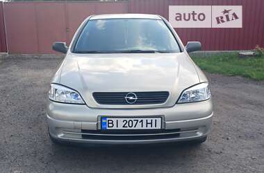 Седан Opel Astra 2008 в Шишаках