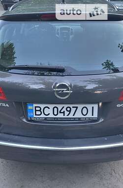 Універсал Opel Astra 2015 в Львові
