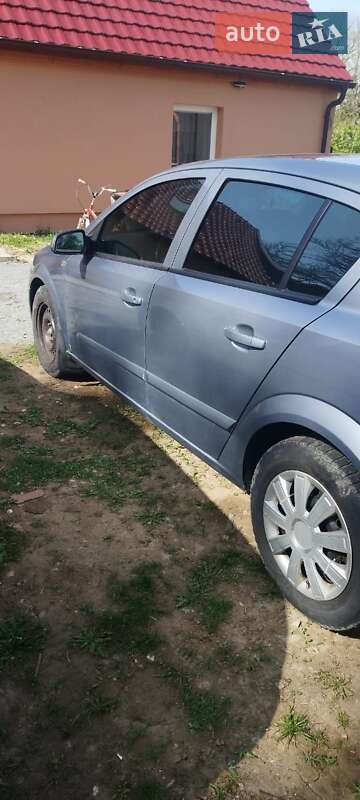 Хэтчбек Opel Astra 2007 в Долине фото 7 Хэтчбек Opel Astra 2007 в Долине