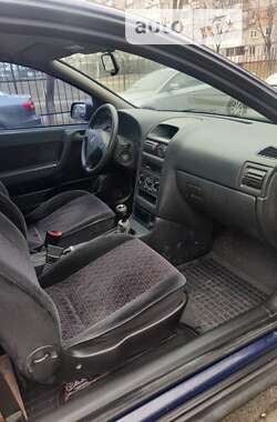 Хэтчбек Opel Astra 2000 в Киеве