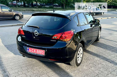 Хэтчбек Opel Astra 2011 в Ивано-Франковске
