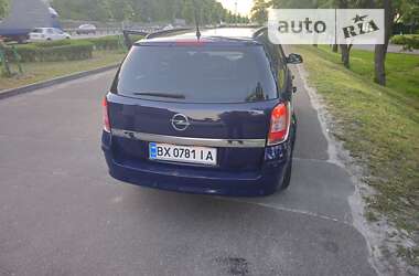 Универсал Opel Astra 2010 в Киеве