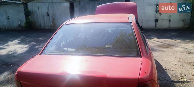 Седан Opel Astra 1994 в Ивано-Франковске