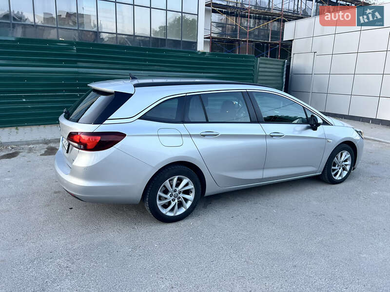 Універсал Opel Astra 2018 в Кам'янець-Подільському
