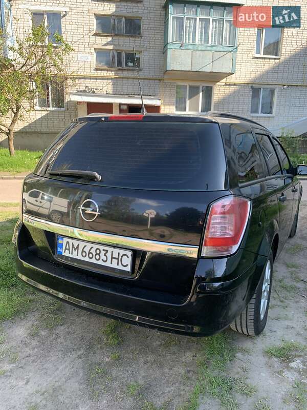Універсал Opel Astra 2009 в Коростені