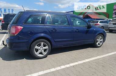 Універсал Opel Astra 2006 в Чернівцях