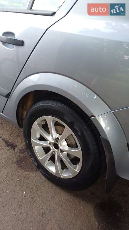 Хетчбек Opel Astra 2006 в Кременчуці