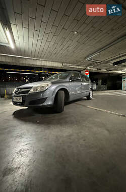 Универсал Opel Astra 2007 в 