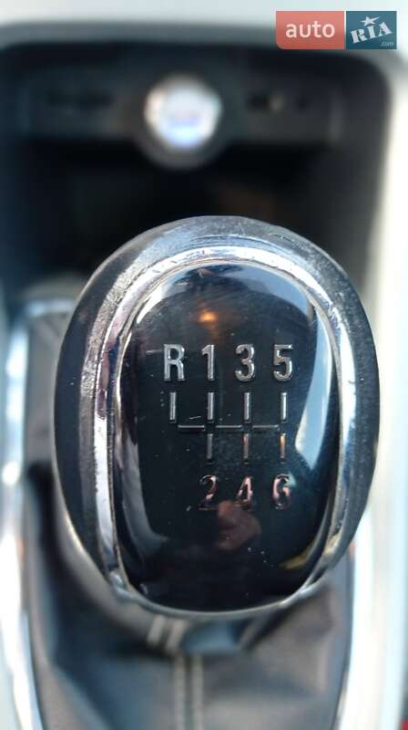 Хэтчбек Opel Astra 2013 в Киеве