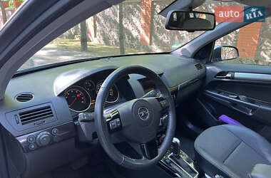 Универсал Opel Astra 2007 в 