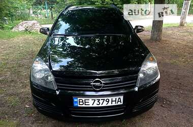 Універсал Opel Astra 2005 в Первомайську