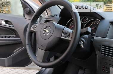 Універсал Opel Astra 2006 в 