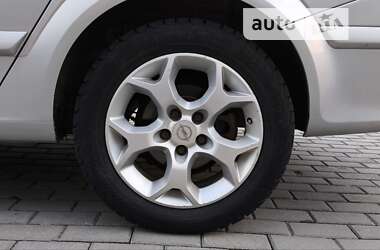 Універсал Opel Astra 2006 в 