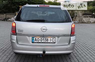Універсал Opel Astra 2006 в 