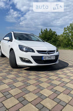 Універсал Opel Astra 2013 в Гайсину