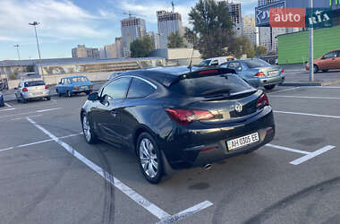 Хэтчбек Opel Astra 2013 в 