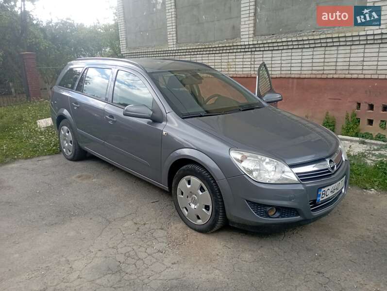 Універсал Opel Astra 2007 в Бориславі