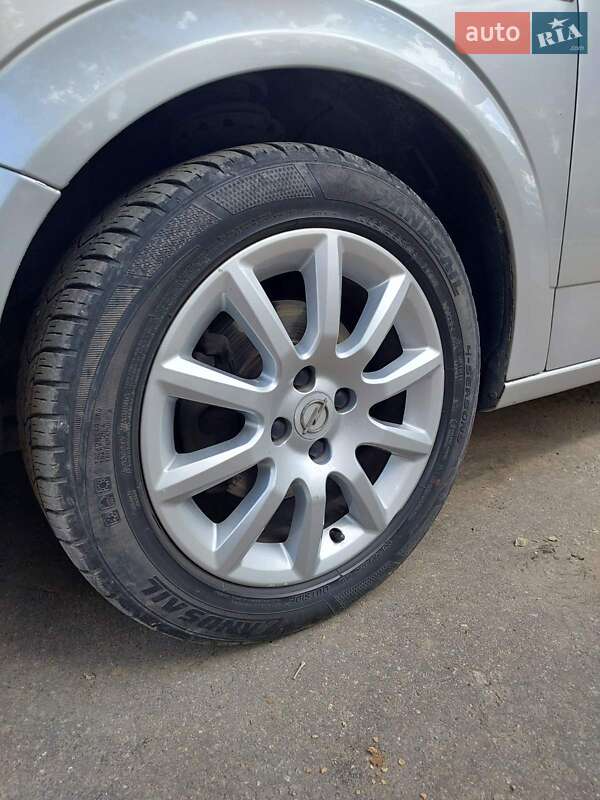 Хэтчбек Opel Astra 2004 в Болграде фото 7 Хэтчбек Opel Astra 2004 в Болграде