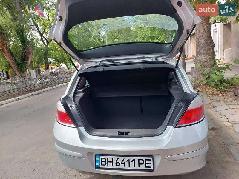 Хэтчбек Opel Astra 2004 в Болграде фото 16 Хэтчбек Opel Astra 2004 в Болграде