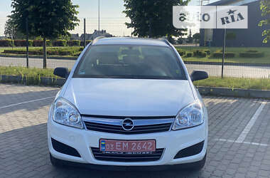 Універсал Opel Astra 2009 в Бродах