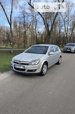 Хэтчбек Opel Astra 2005 в Киеве