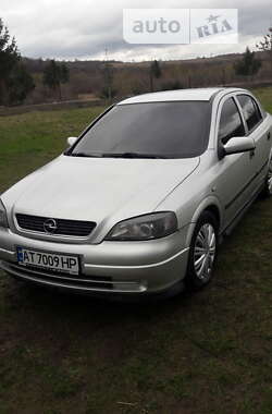 Хетчбек Opel Astra 2002 в Надвірній