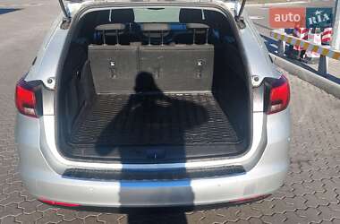 Универсал Opel Astra 2016 в 