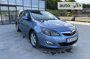 Хэтчбек Opel Astra 2010 в Теребовле