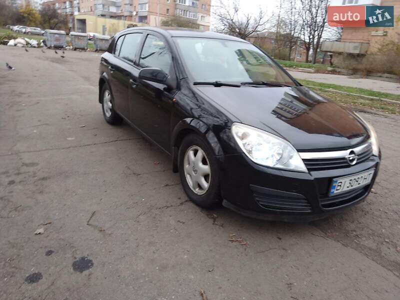 Хэтчбек Opel Astra 2005 в Полтаве