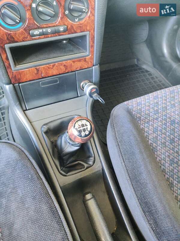 Хэтчбек Opel Astra 1999 в Сумах