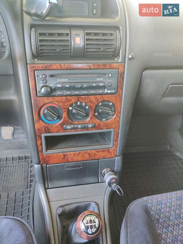 Хэтчбек Opel Astra 1999 в Сумах