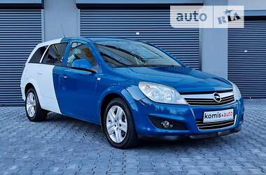 Универсал Opel Astra 2009 в Хмельницком