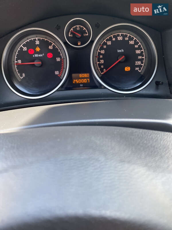 Универсал Opel Astra 2009 в Стрые